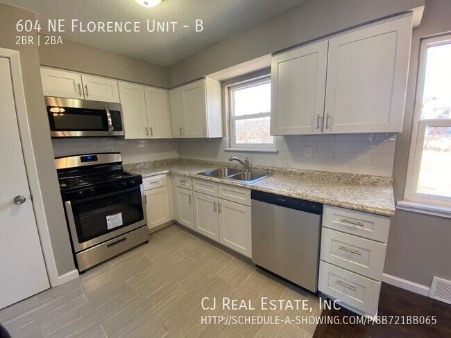 Foto del edificio - 604 NE Florence