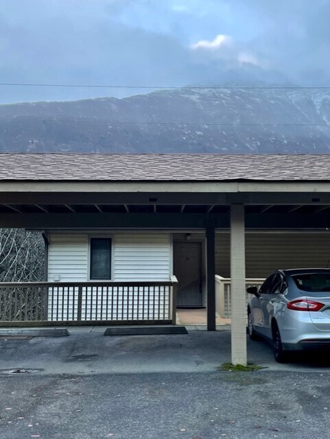 Foto del edificio - 2151 Crow Hill Dr