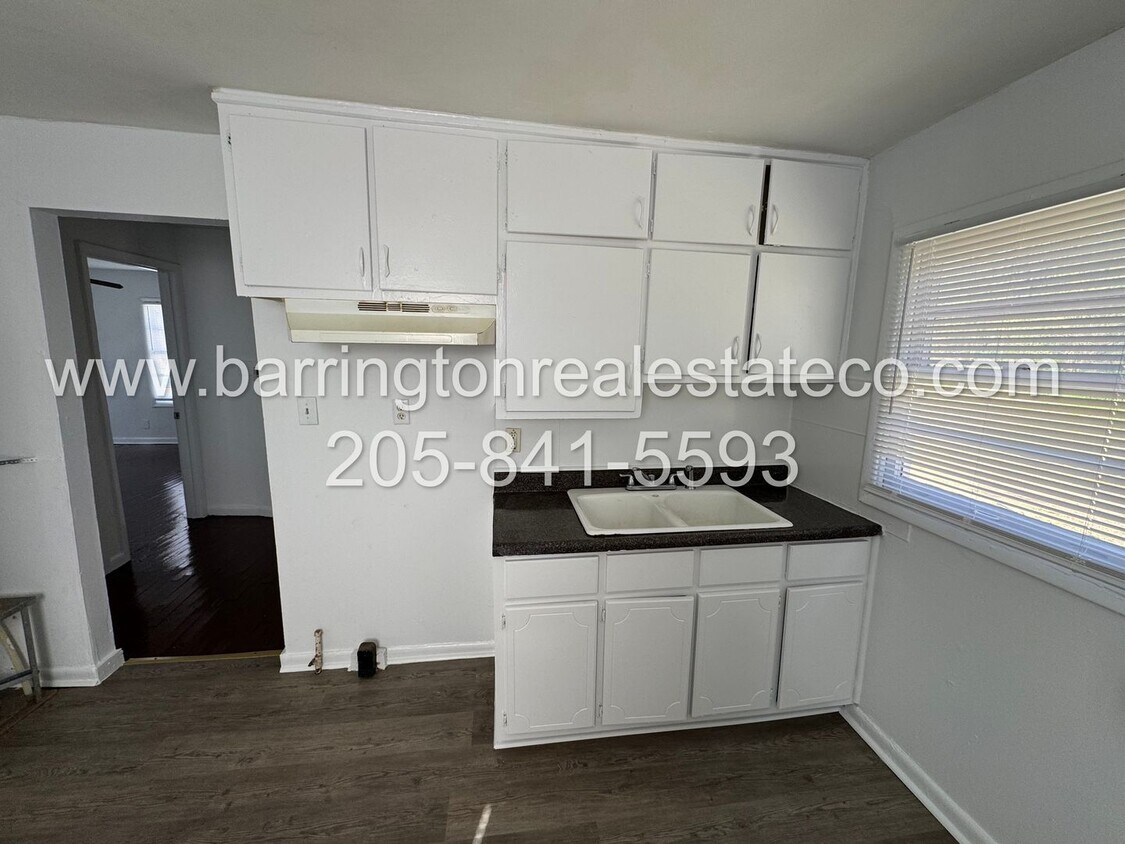 Foto del edificio - 4549 40th Pl N