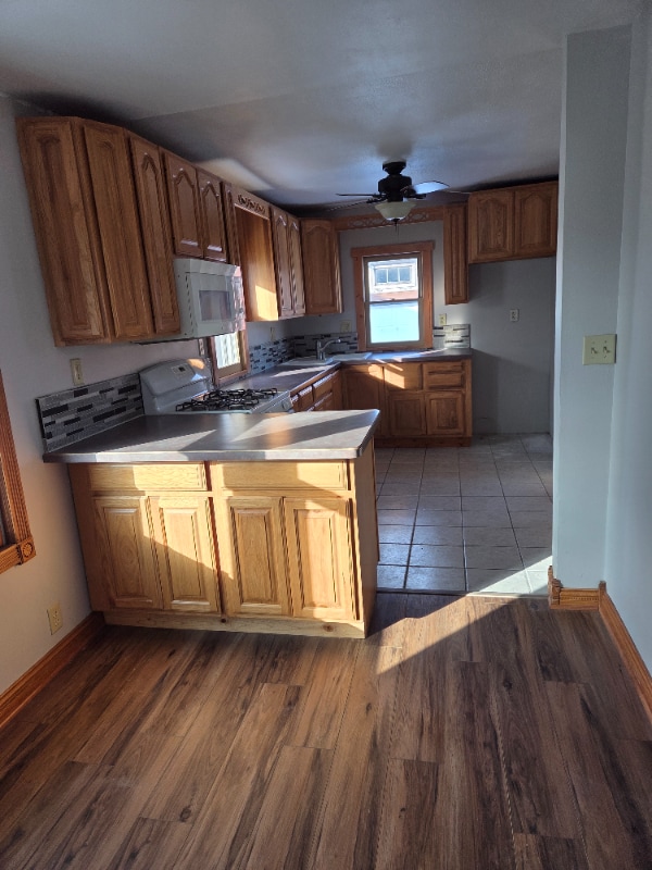 Building Photo - 2000 44th St