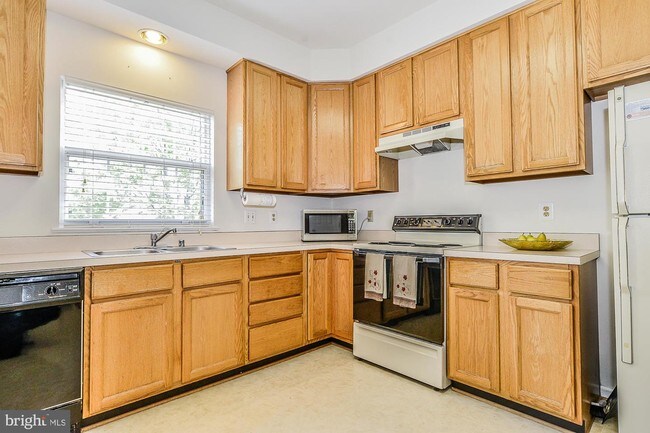 Foto del edificio - 8102 Madrillon Springs Ln