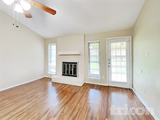 Building Photo - 16231 Cypress Point Dr