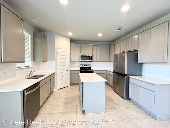 Foto del edificio - 4 br, 2.5 bath House - 128 Old Stagecoach Rd