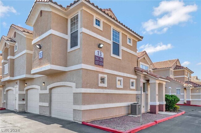 Building Photo - 5855 Valley Dr