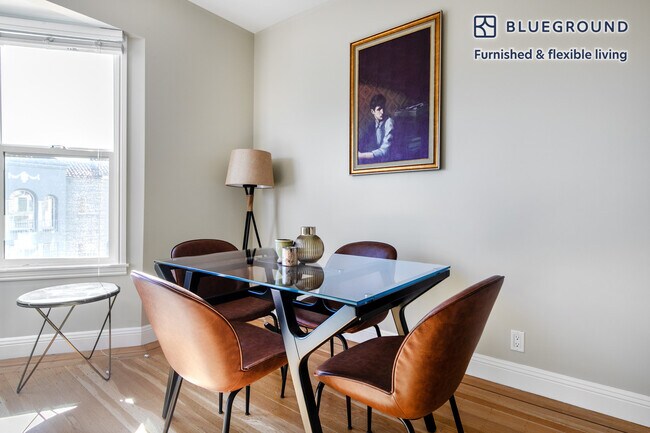 Foto del edificio - 2232 North Point St