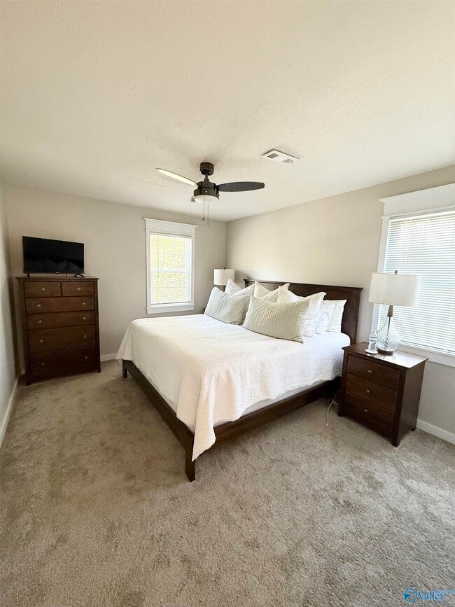 Foto del edificio - 9742 Wallwood Dr SE