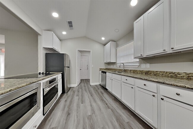 Foto del edificio - 14822 Carolina Falls Ln