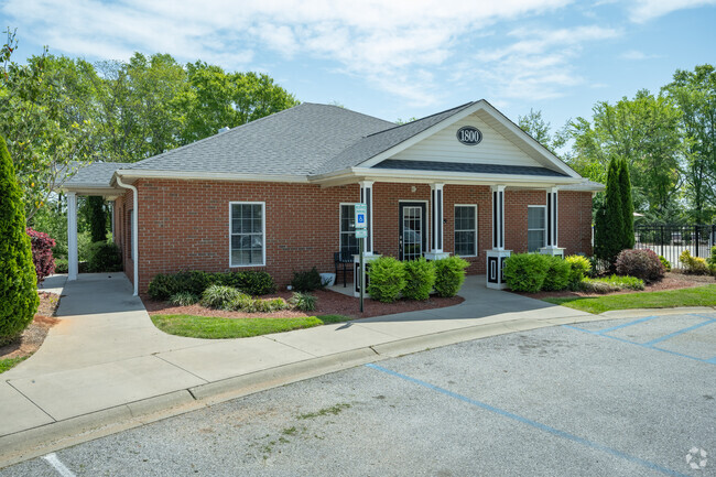Building Photo - Stonecrest Apartments