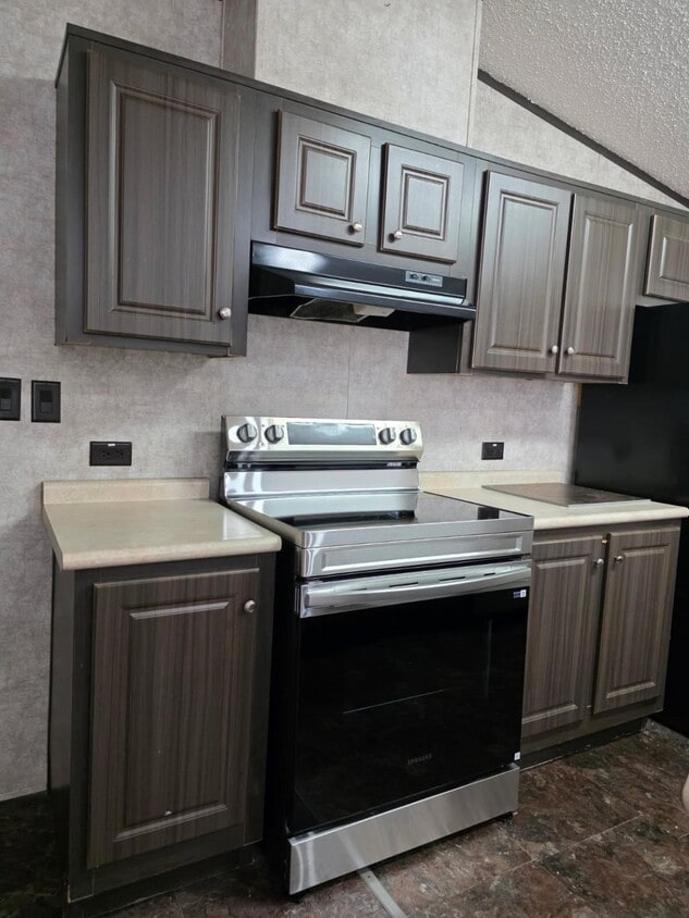 Foto principal - 675-5604 Corner