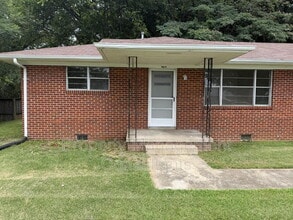 Building Photo - 903 Collinwood Ave