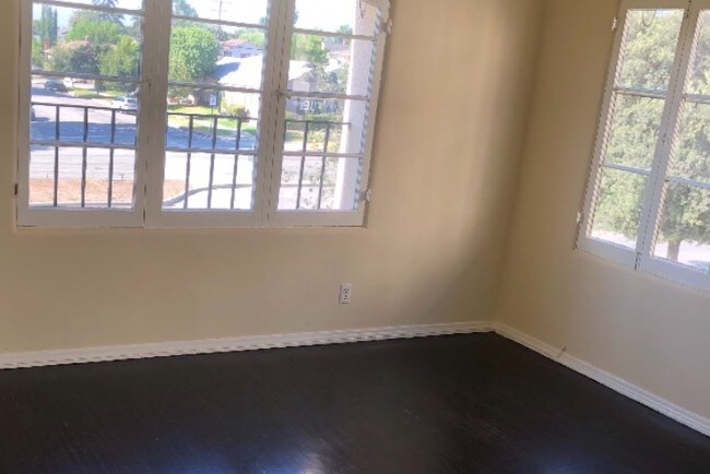 Foto del edificio - 1620 Huntington Dr