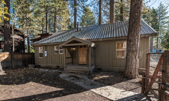 Primary Photo - 155 Tiger Tail Rd
