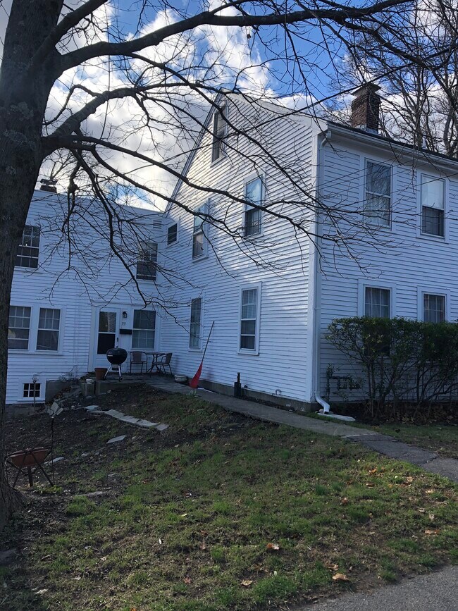 Foto del edificio - 33 Elm St