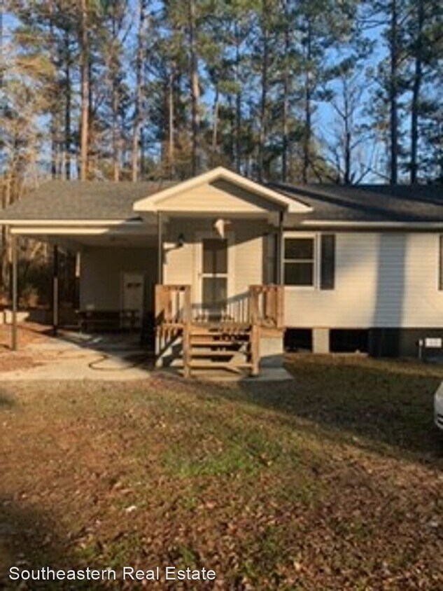 Building Photo - 2 br, 1 bath House - 9945 NC Hwy 53 E
