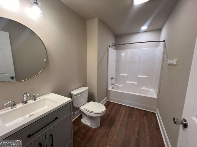 Building Photo - 5952 Moon Dr