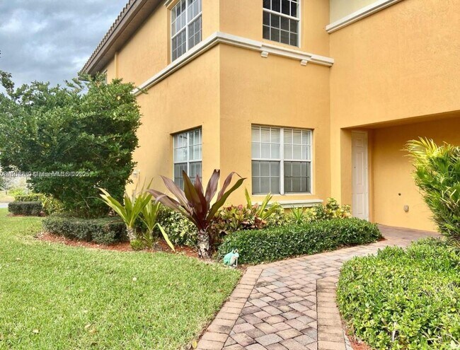 Foto del edificio - 8231 NW 127th Ln