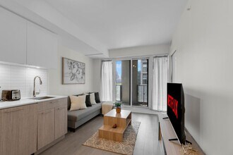 Building Photo - 251 Jarvis St