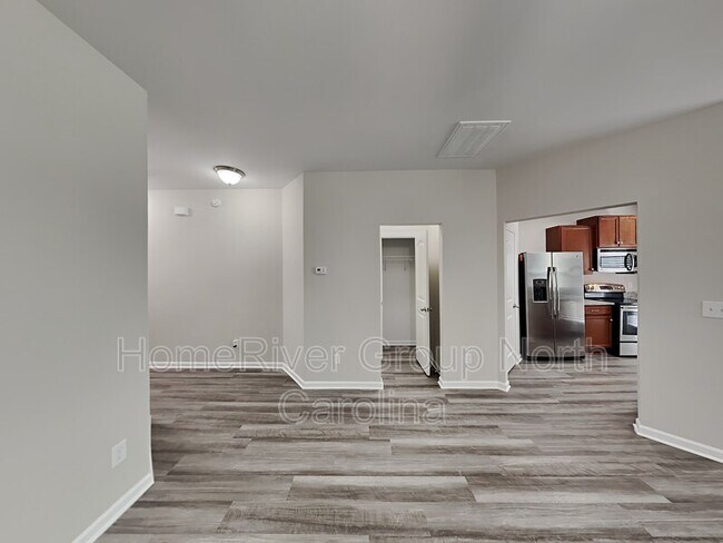 Building Photo - 2397 Hartfield Cir