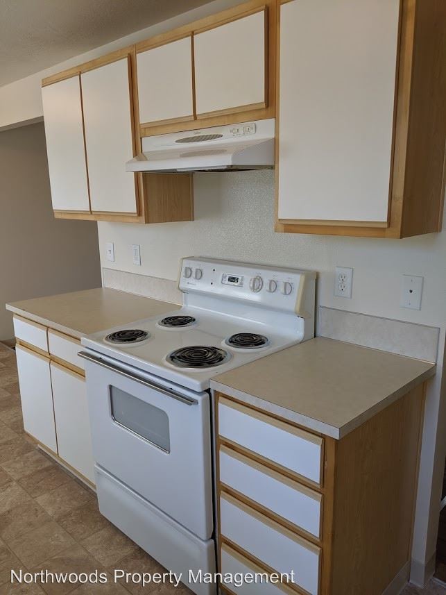 Building Photo - 2 br, 1 bath House - 1243 Lorne Loop