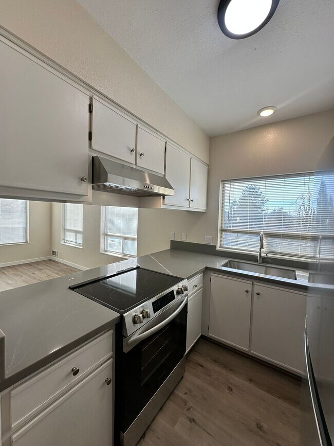 Foto del edificio - 387 S 58th St