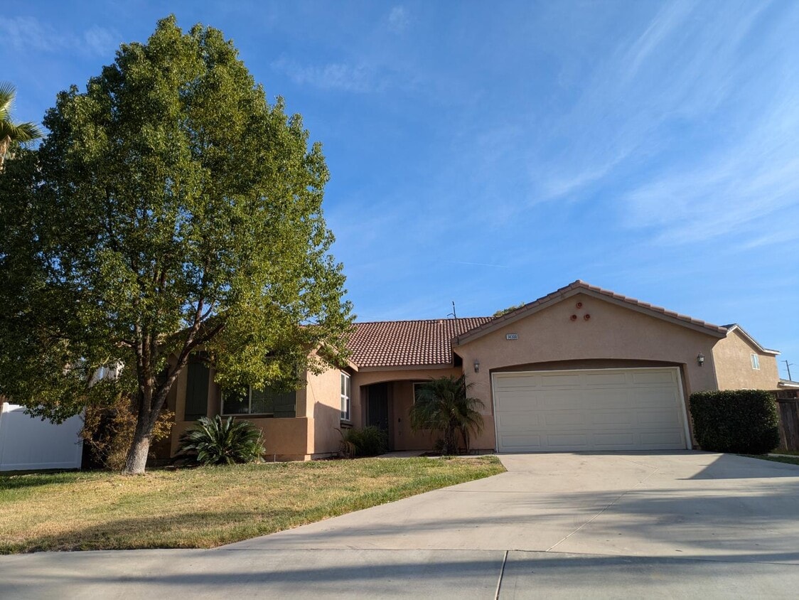 Foto principal - 14300 Maryknoll Ct