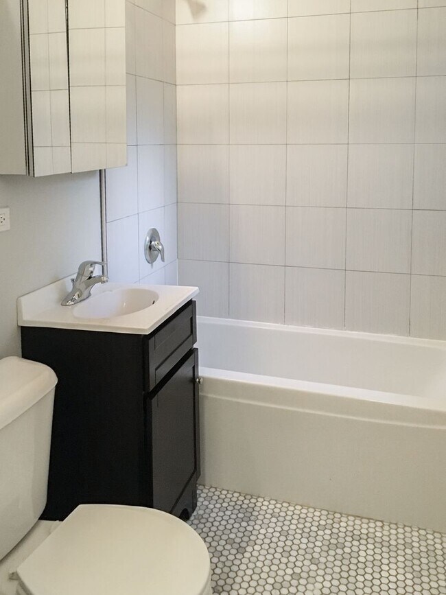 Foto del edificio - 5152 N Leavitt St