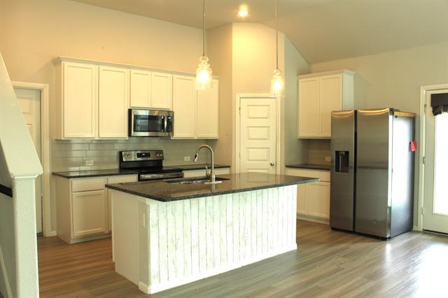 Building Photo - 223 Miramar Ave