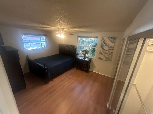 Foto del edificio - 5016 62nd St N