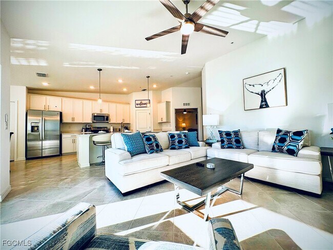 Foto del edificio - 15155 Bluffton Ln