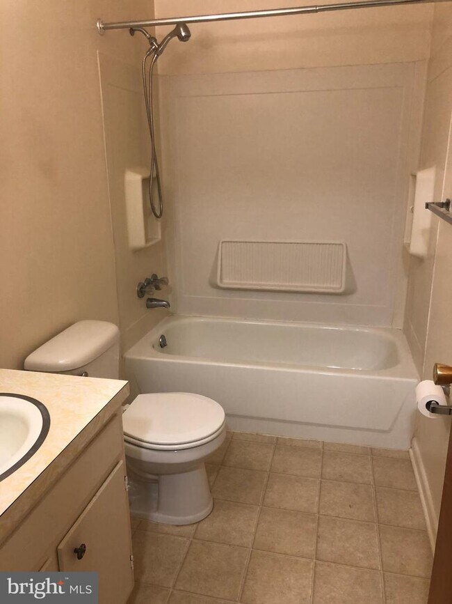 Foto del edificio - 3878 Shadywood Dr