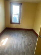 Building Photo - 2066 South Park Ave