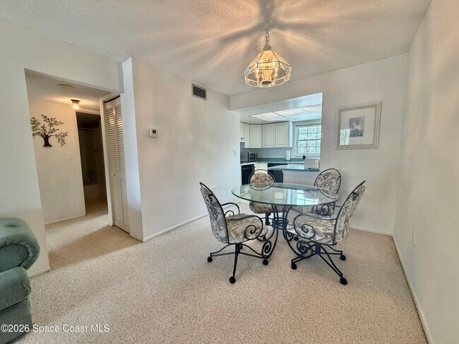 Foto del edificio - 3135 Shady Dell Ln