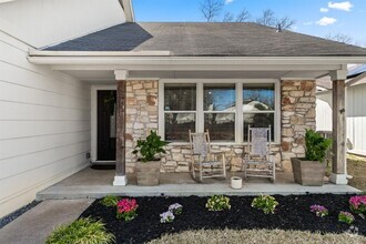 Building Photo - 9715 Meadowheath Dr