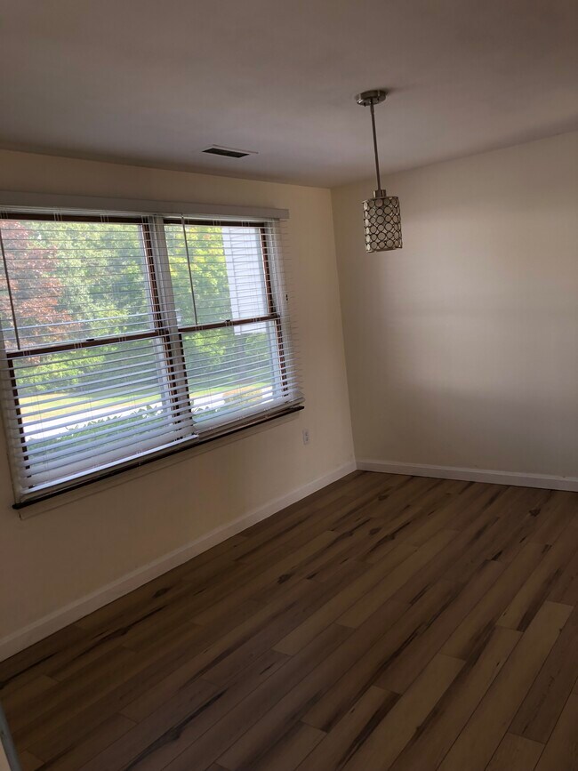 Dining Room - 16 Christopher Dr