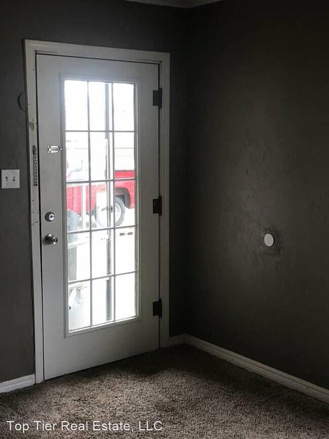 Building Photo - 2 br, 1 bath House - 120 Carpenter Ln