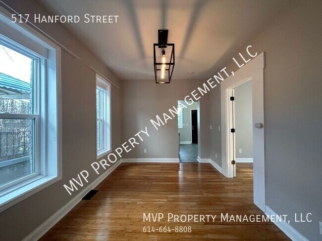 Foto del edificio - Beautiful Brick Single Family Home in Meri...