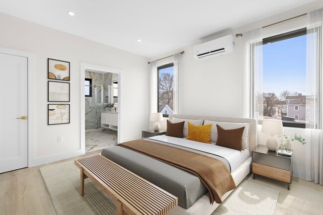 Building Photo - 4525 Bergenwood Ave