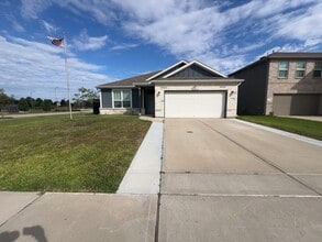 Building Photo - 24026 Hay Iron Dr