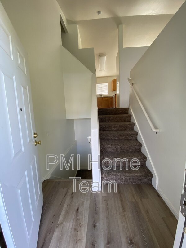 Building Photo - 1639 W 600 N