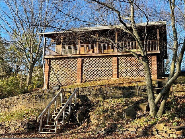 Building Photo - 58 Sherrill St