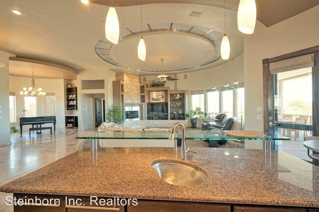 Building Photo - 3 br, 2 bath House - 1320 Estancia Real Place