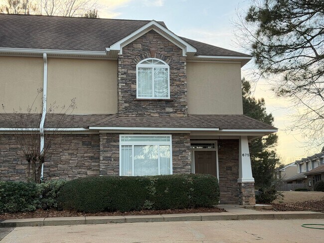 Foto del edificio - 3 Bedroom Unit at Ross Park