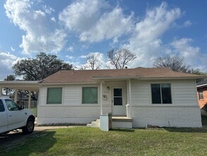 Building Photo - 10465 Ferguson Rd