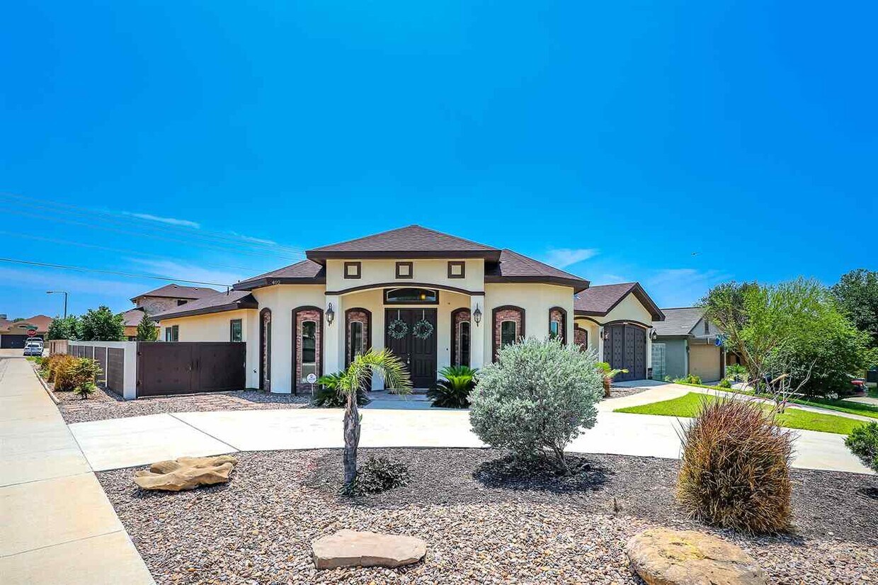 Primary Photo - 402 Pomian Ct