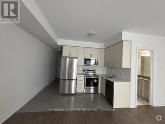 Building Photo - 9374 Bayview Ave