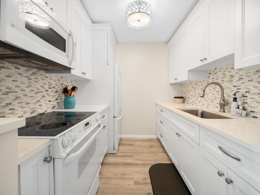 Foto del edificio - 111 Doolen Court Apt #105, North Palm Beac...