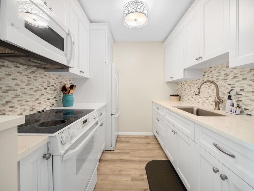 Building Photo - 111 Doolen Court Apt #105, North Palm Beac...