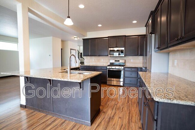 Building Photo - 6677 N Gavin Loop