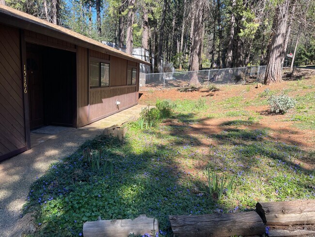 Foto del edificio - Live Amongst the Pines in Magalia