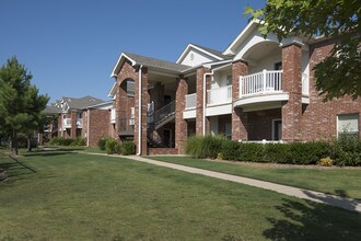 Building - The Links at Fayetteville